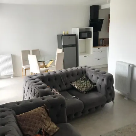 T2 De Standing Proche Centre *